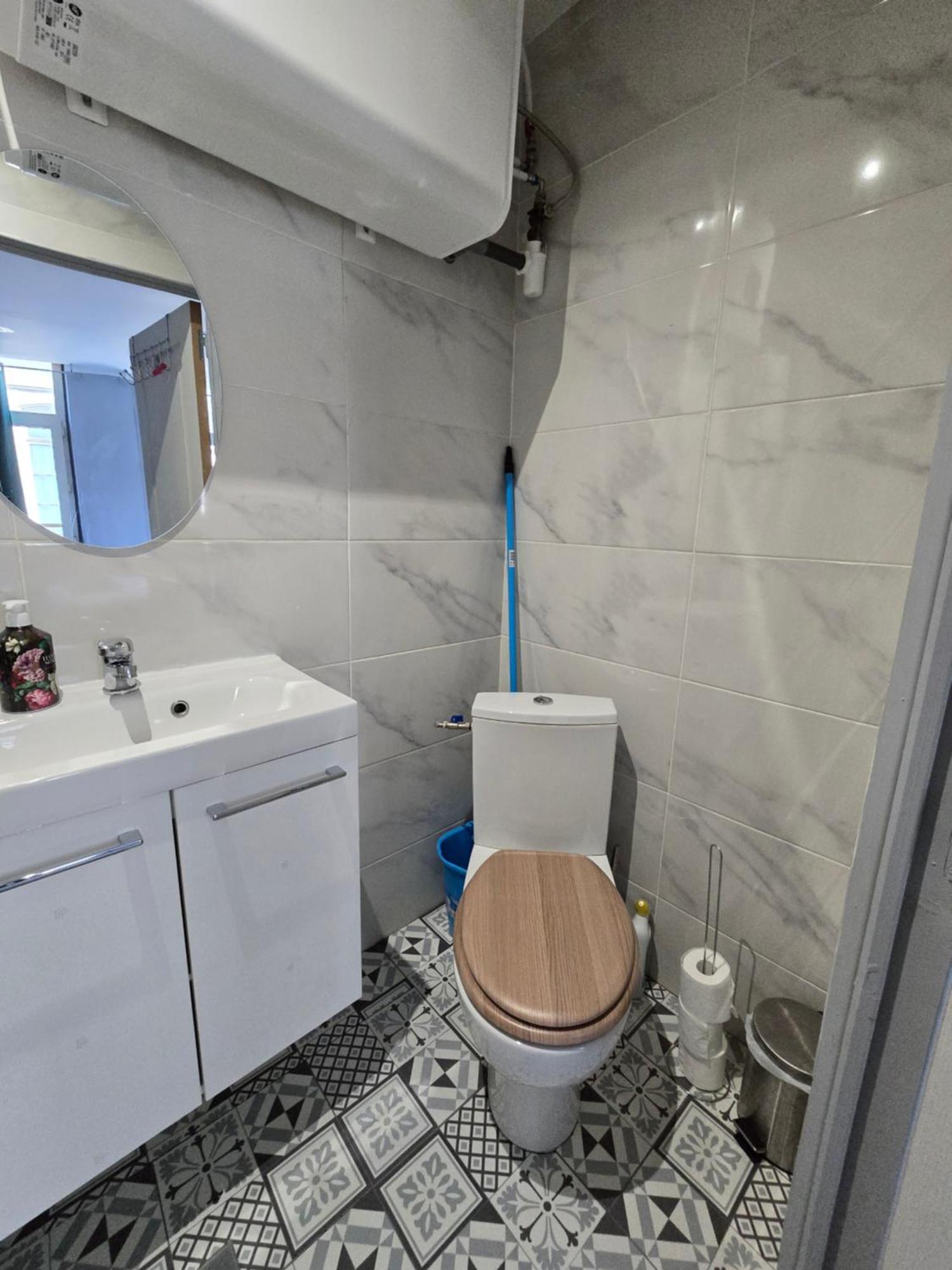 Appartement Hypercentre 301 +Wifi+Independant+ Cuisine Toilette Salle De Bain Privative ヴァランシエンヌ エクステリア 写真
